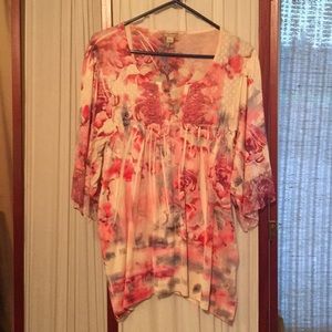 Comfy and pretty top